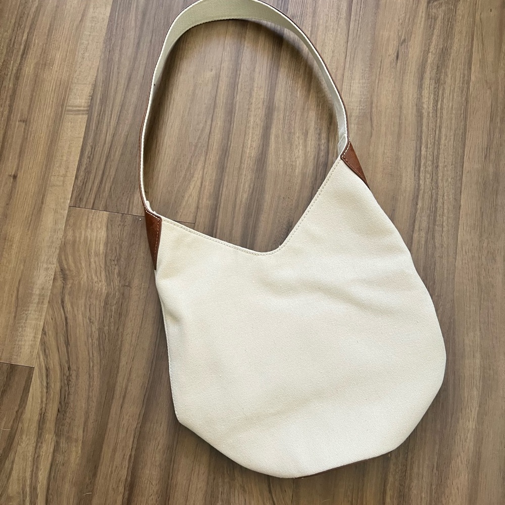 Brandy Melville Bucket Bag